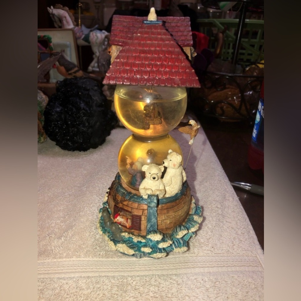 Noah’s Arc Snow Globe